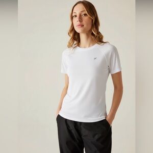 ✨3x$25✨ White Performance Tee - Lightweight Athletic Shirt